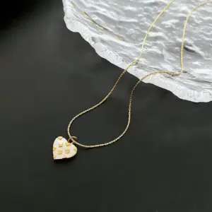 01-H13 Titanium Steel Heart Necklace / Gold