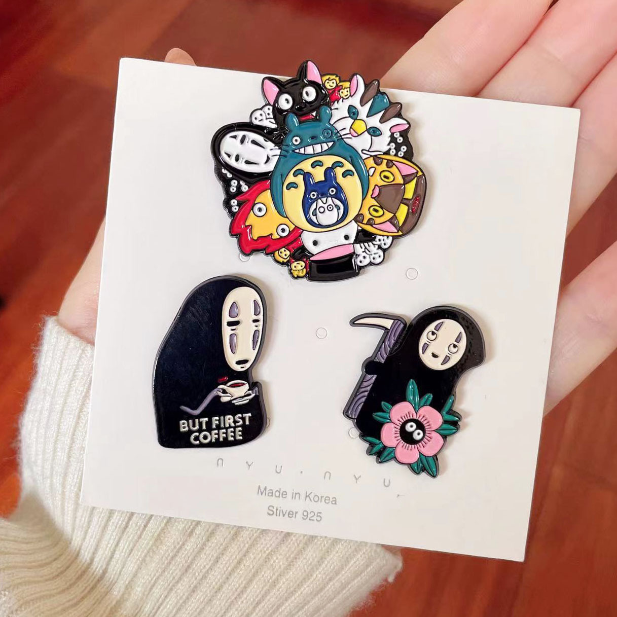 Wholesale Brooch Cartoon Faceless Male Funny Metal Badge OLY Exclusive