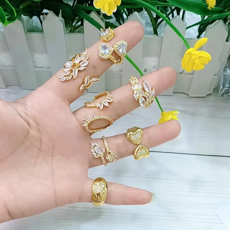 Wholesale Jewelry Vacation Modern Style Heart Shape Wings Grain Copper Zircon 18K Gold Plated Polishing Inlay Open Rings