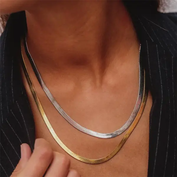 Blade Solid Color Snake Titanium Steel Fashion Necklace
