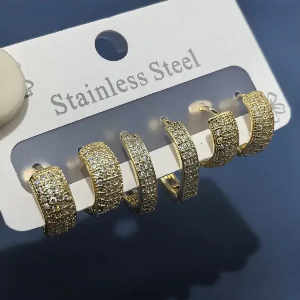 Wholesale Copper Solid Color Electroplated Zircon Golden Plated Elegant Romantic Commute Hoop Earrings