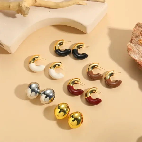 Wholesale 1 Pair Simple Style Commute C Shape Ball Epoxy Plating Brass 18k Gold Plated Ear Studs