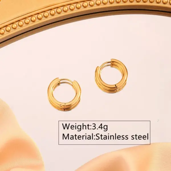 Wholesale 201 Stainless Steel 304 Stainless Steel Geometric Round Ion Plating (IP) Stone-Free 18K Gold Plated Classic Style Waterproof Non Tarnish Chain Twisted Rope Chain Multicolor-Golden Yellow Jewelry Set