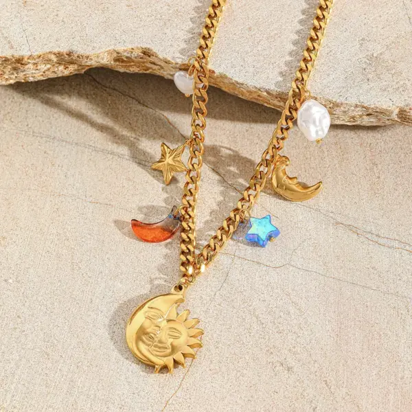 Wholesale Ion Plating (IP) 18K Gold Plated Sun Star Moon Heart Shape 304 Stainless Steel Casual Elegant Commute 304 Stainless Steel Multi Charms Necklace
