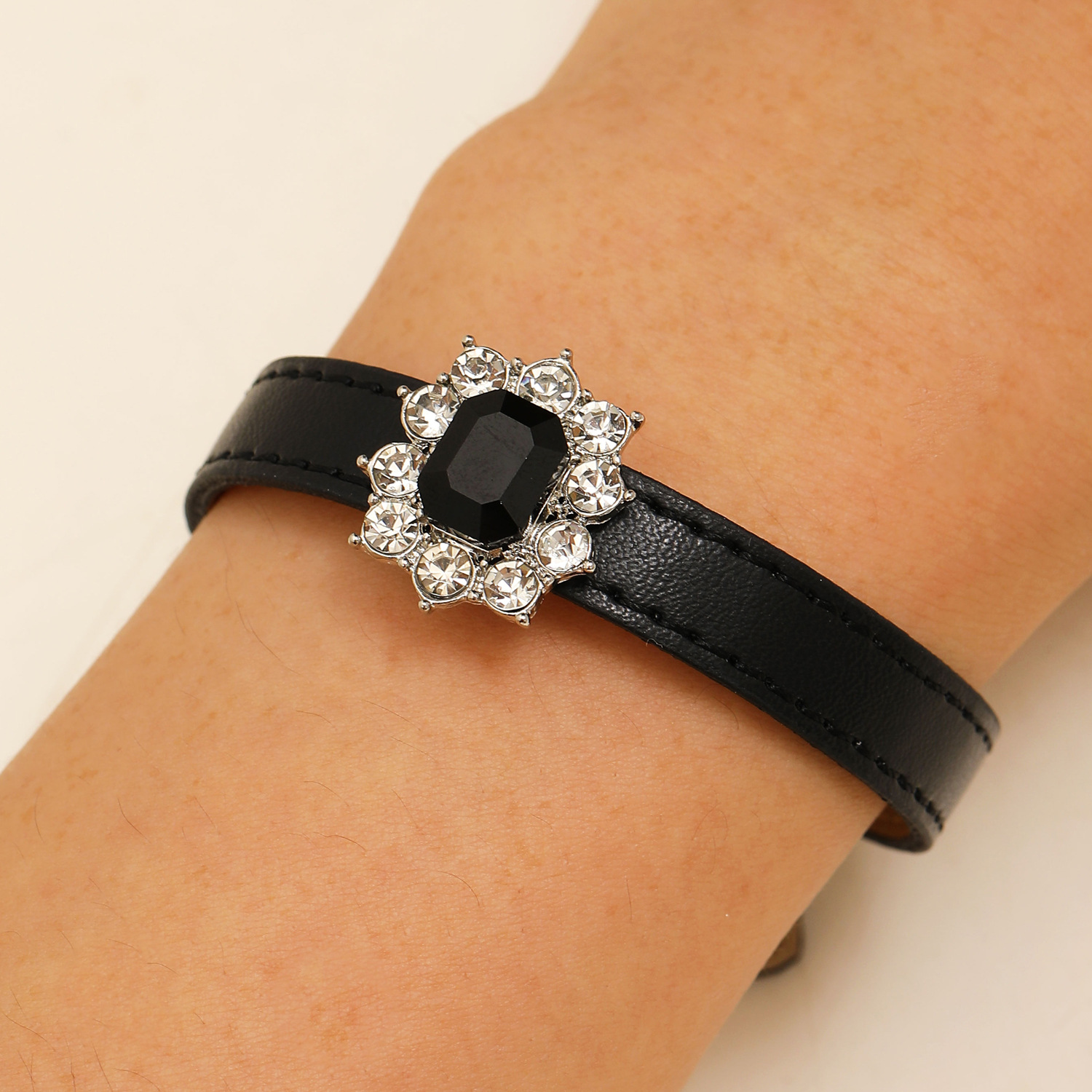 Wholesale Women's Zircon Alloy Belt Buckle