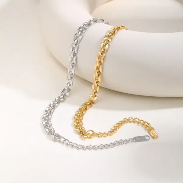 PVD Coated Real Gold Plated 18K Gold Solid Color 201 Stainless Steel Simple Style Waterproof Non Tarnish 201 Stainless Steel Bracelets