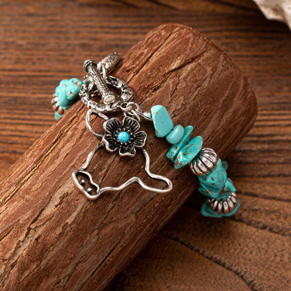 Wholesale Qingdao daiwei jewelry wholesale cross-border e-commerce supply 1 retro western style cow turquoise bracelet