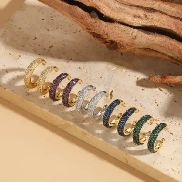 Wholesale 1 Pair Simple Style Round Plating Inlay Copper Zircon 14k Gold Plated Ear Cuffs