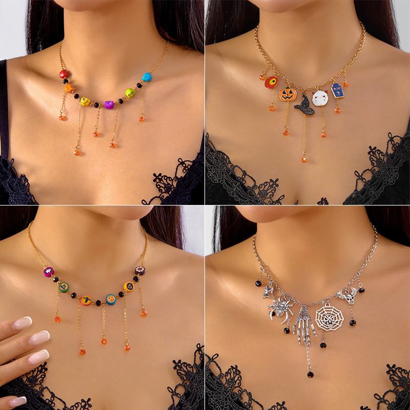 Wholesale European and American cross-border necklace for women, 2025 new style, unique, high-end, dark gothic style skull and necklace.