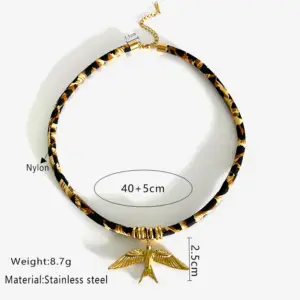 Golden Swallow / One Size