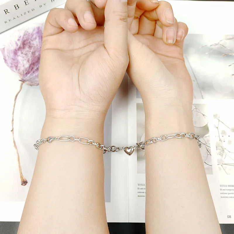 Wholesale Simple Style Heart 304 Stainless Steel No Inlaid Bracelets In Bulk