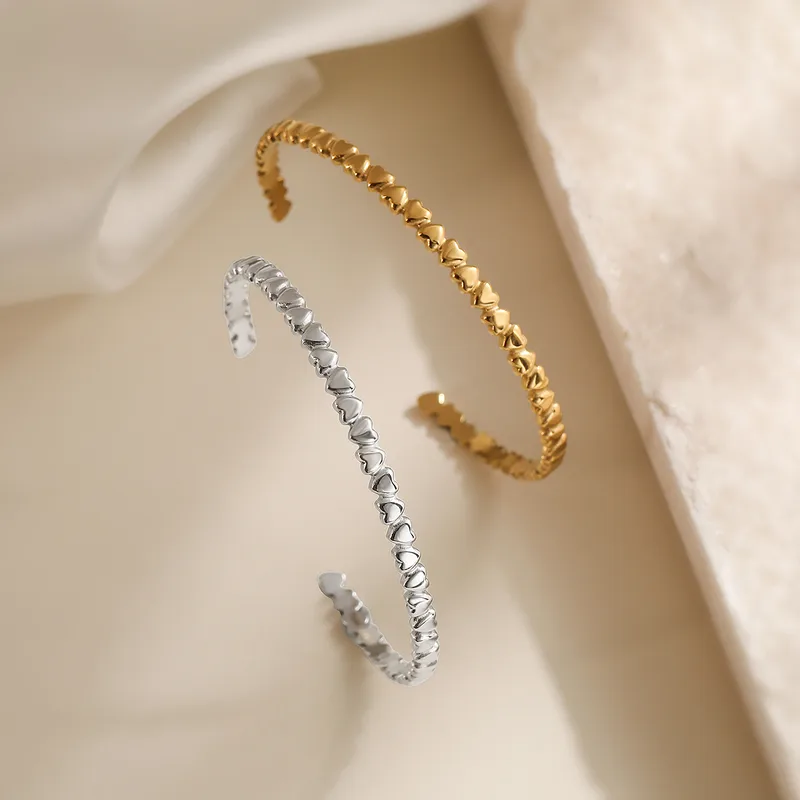 Wholesale Simple Style Heart Shape 304 Stainless Steel Cuff Bracelets In Bulk Stainless Steel Bracelets
