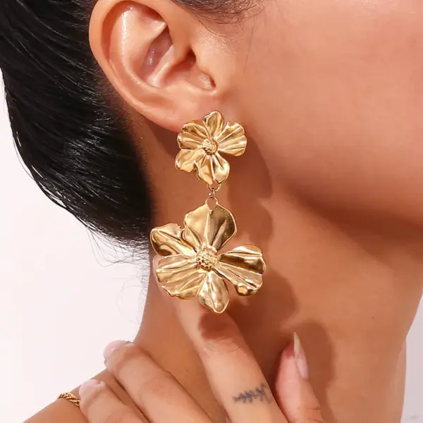 Wholesale 1 Pair Simple Style Commute Butterfly Inlay Stainless Steel Zircon 18K Gold Plated PVD Coated Ear Studs