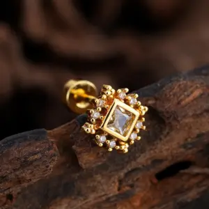 3358 Gold / Ear Studs