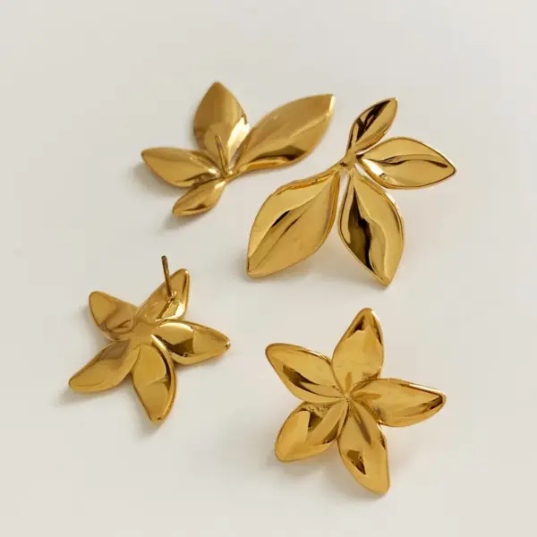 Wholesale PVD Coated Real Gold Plated 16K White Plating Leaves Flower 304 Stainless Steel Casual Modern Style Waterproof Non Tarnish Ear Studs