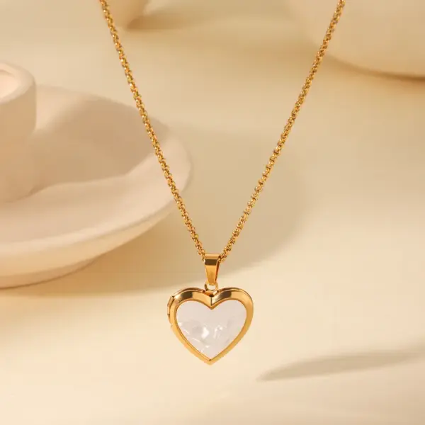 Wholesale 304 Stainless Steel Heart Shape PVD Coated 18K Real Gold Plated IG Style Princess Romantic Waterproof Non Tarnish Belcher Chain White Gold Locket Necklace