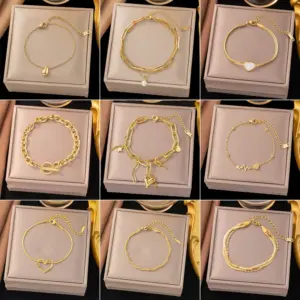 PVD Coated Real Gold Plated Heart Shape Titanium Steel Simple Style Waterproof Non Tarnish Titanium Steel Bracelets