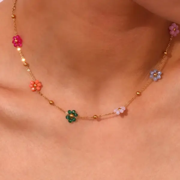 Wholesale 304 Stainless Steel Flower PVD Coated Stone-Free 18K Real Gold Plated Sweet Simple Style Classic Style Waterproof Non Tarnish Beaded Plating Bracelets Necklace