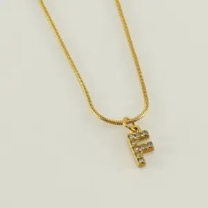 Gold Letter F / 18K
