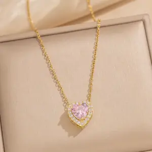 8852 Pink Heart-Shaped Zircon Necklace