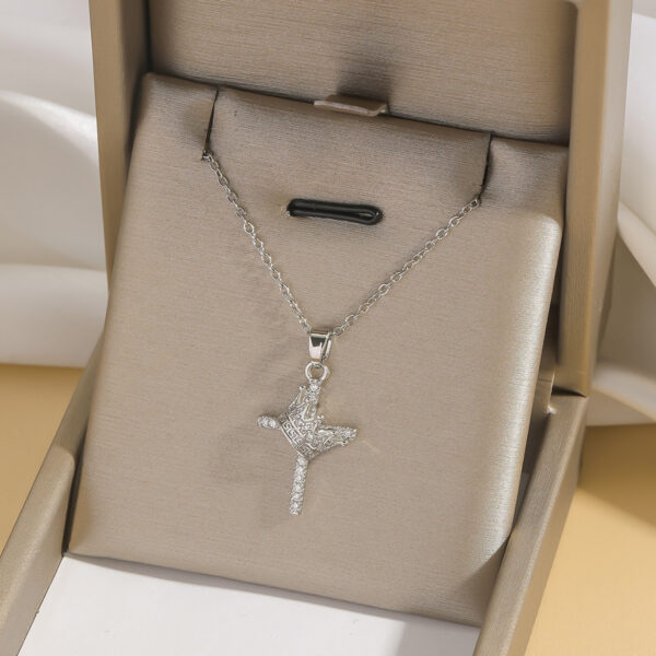 oly-ac30e32058a18916ae4331a0ac26a18b Wholesale Necklace Women's Fashion Crown Cross Necklace Real Gold Electroplating Elegant Niche Design Jewelry