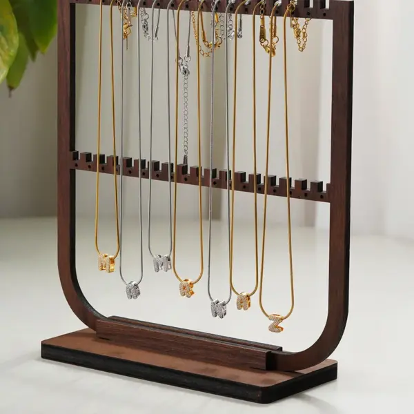 Copper Letter Electroplating 18K Real Gold Plated Simple Style Classic Style Snake Chain Pendant Necklace