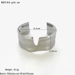 Silver Notched Bracelet / One Size