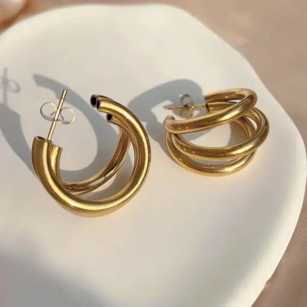 Wholesale 1 Pair Retro Simple Style C Shape Plating Titanium Steel Ear Studs