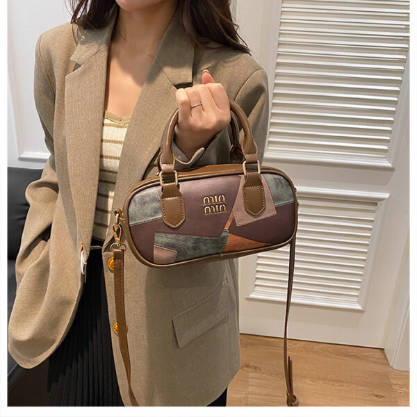Wholesale Vintage Portable Pillow Bag 2024 Winter New Women's Bag High-end Shoulder Crossbody Bag Boston Leopard Print Bag