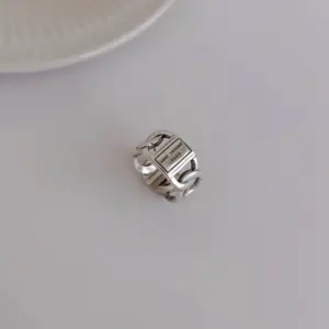 XTY075 / Adjustable Opening