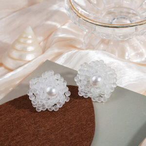 E5166/White Flowers