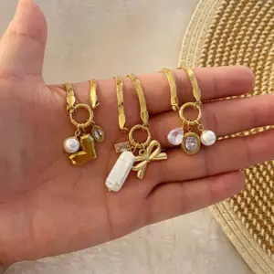 Wholesale 18K Gold Real Gold Plated 304 Stainless Steel Ion Plating (IP) Zircon Heart Shape Bow Knot Waterproof Non Tarnish Elegant Pendant Necklace For Women's