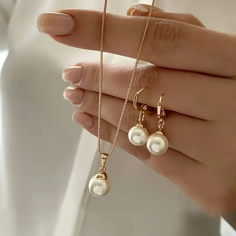 Wholesale Cross-border European and American New Pendant Jewelry Necklace Temperament Design Sense Light Luxury Earrings Necklace Imitation Pearl Jewe