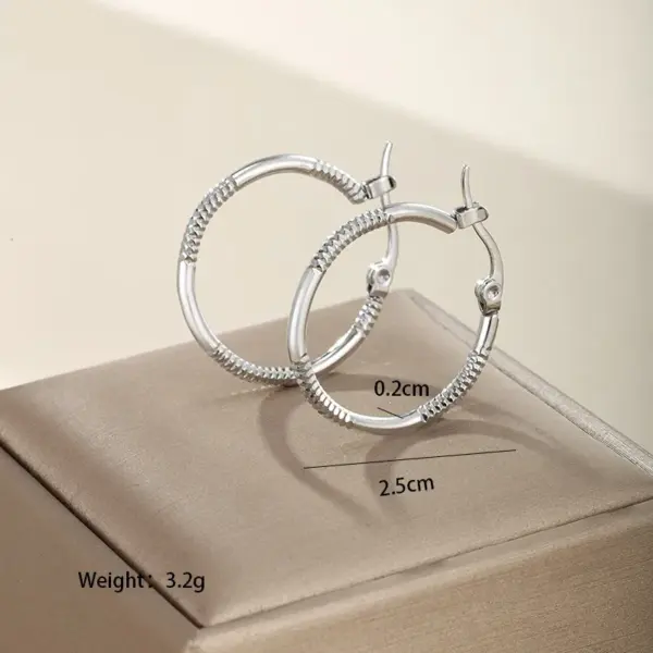Wholesale 1 Pair XUPING Simple Style Classic Style Solid Color 304 Stainless Steel Earrings