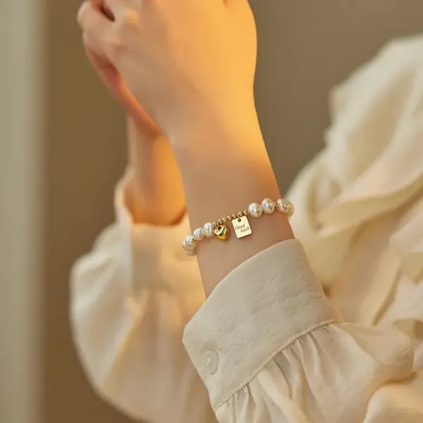 Elegant Retro Letter Heart Shape Freshwater Pearl Mixed Materials Bracelets In Bulk