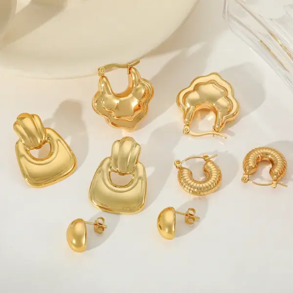 Wholesale 1 Pair Casual Elegant Artistic Irregular Geometric 304 Stainless Steel 18K Gold Plated Ear Studs
