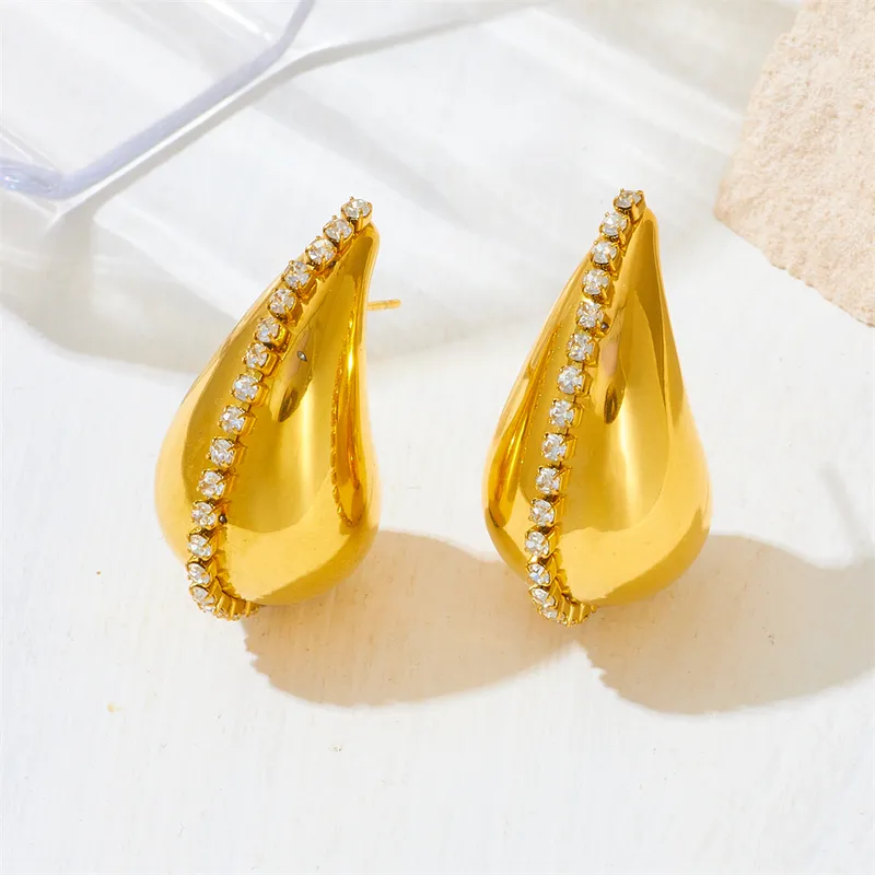 Wholesale 304 Stainless Steel Solid Color PVD Coated Rhinestones 18K Real Gold Plated 18K Gold Simple Style Waterproof Non Tarnish Plating Ear Cuffs