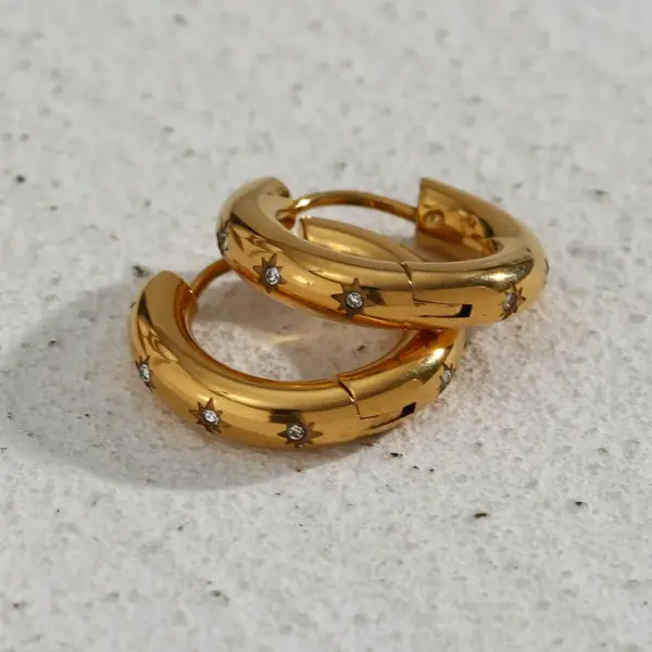 PVD Coated Real Gold Plated 18K Gold Star 304 Stainless Steel Simple Style Waterproof Non Tarnish Earrings