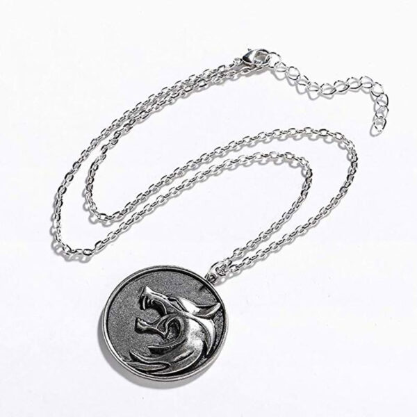 oly-ad32747f0bcb718af32073aca1724ba5 Wholesale Wolf head necklace