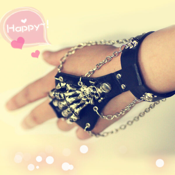 Wholesale Foreign Trade Hot Style Hand Claw Skull Scalp Bracelet Unisex Skull Scalp Bracelet Aliexpress Supply