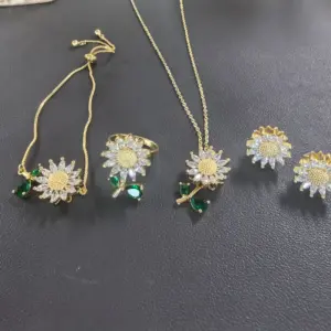 Upgraded SUNFLOWER Four-Piece Set General / Silver