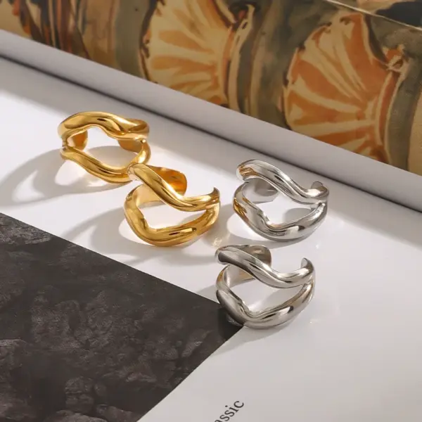 Wholesale 304 Stainless Steel Geometric PVD Coated 18K Real Gold Plated Real Gold Plated Basic Vacation Commute Waterproof Non Tarnish Ear Cuffs