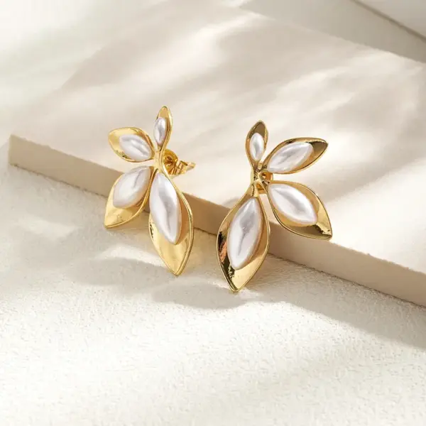 Wholesale Tortoise Pattern Stud Earrings For Women In 304 Stainless Steel With PVD Coated Gold Plating And Acrylic Inlay, 0.03µm Thickness