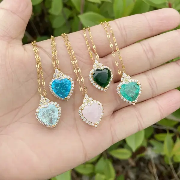 Wholesale Fashion Heart Shape Stainless Steel Copper Inlay Zircon Pendant Necklace 1 Piece