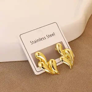 Gold / Average Size / Style 13