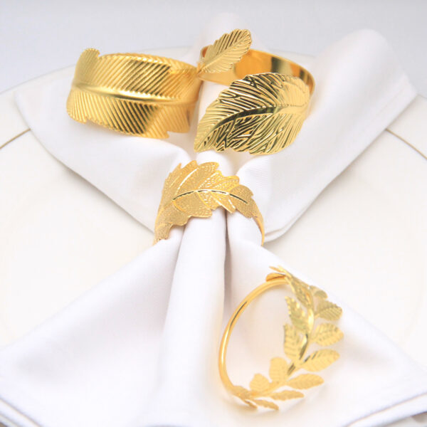 Wholesale Cross-border Leaves Metal Plated Napkin Ring Party Party Dining Table Plate Napkin Buckle Metal Napkin Manufacturers