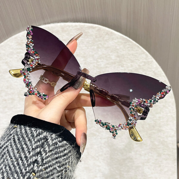 oly-adec2af9b876cd3bdae62b9b9289ce80 Wholesale Diamond Butterfly Shape Sunglasses Women's Fashion Personalized Exaerated Frameless Sunglasses Internet Red Glasses
