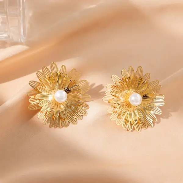 Wholesale 1 Pair Simple Style Classic Style Flower Butterfly 201 Stainless Steel Ear Studs