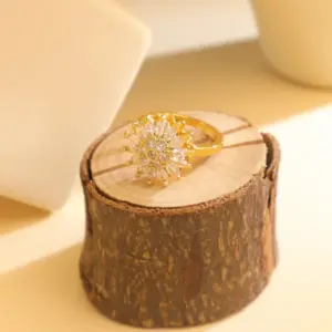 Jz79 SUNFLOWER Rotatable Ring / Gold