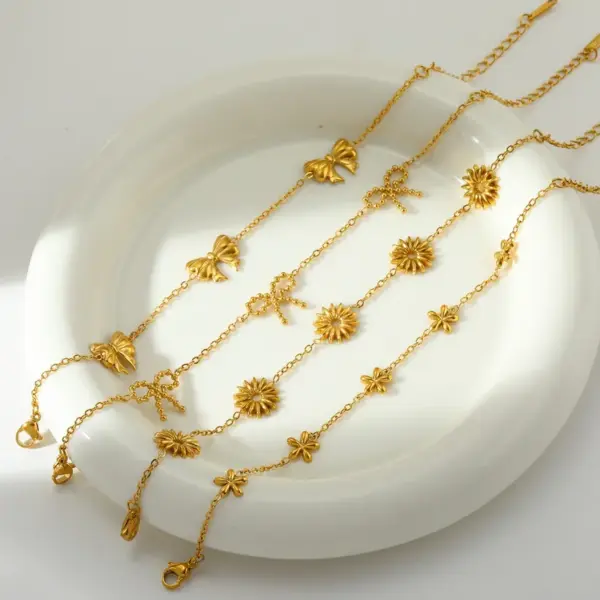 Wholesale Simple Commuter Daily 18K Stainless Steel Butterfly Knot Flower Bracelet Elegant Casual Classic Style Cable Chain Lobster Clasp